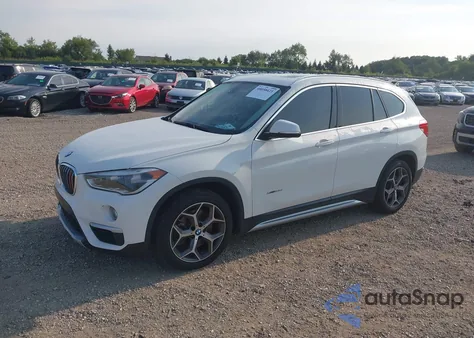 2016 BMW X1 xDrive28I из США, поврежденный, VIN WBXHT3C33GP887888